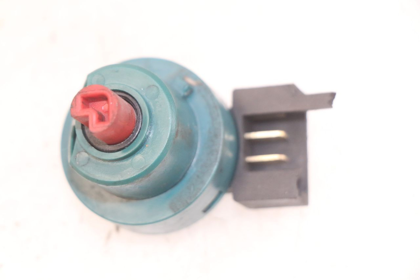 photo de INTERRUPTOR DE IGNIÇÃO PIAGGIO FLY 2T 50 (2004 - 2017) - Vista principal