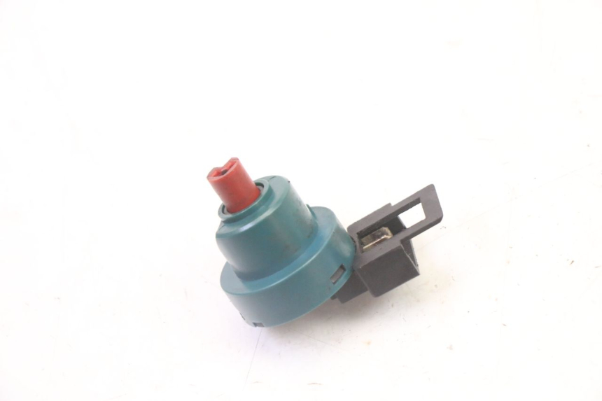 photo de INTERRUPTOR DE IGNIÇÃO PIAGGIO FLY 2T 50 (2004 - 2017) - Detalhe da peça