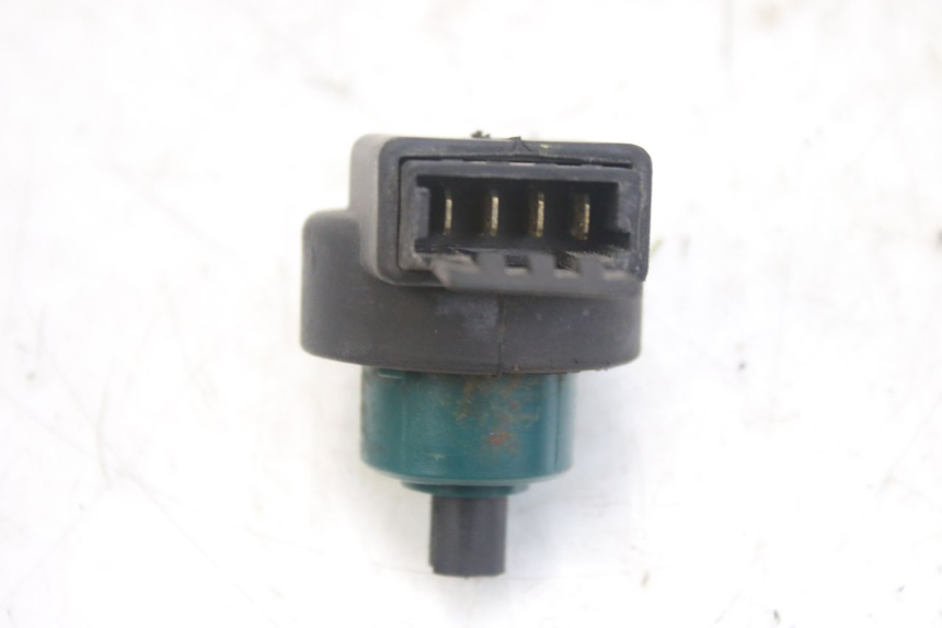 photo de INTERRUPTOR DE IGNIÇÃO PIAGGIO FLY 4T 50 (2013 - 2017) - Detalhe da peça