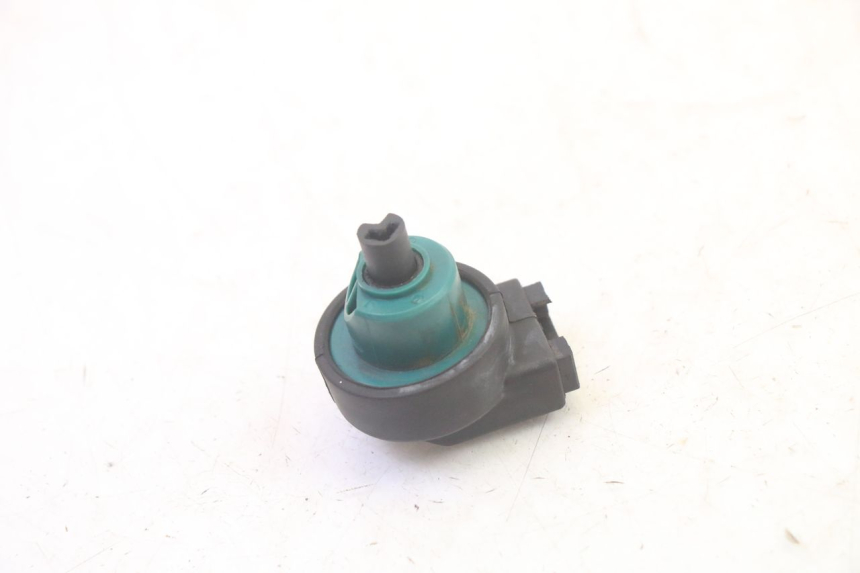 photo de INTERRUPTOR DE IGNIÇÃO PIAGGIO FLY 4T 50 (2013 - 2017) - Detalhe da peça