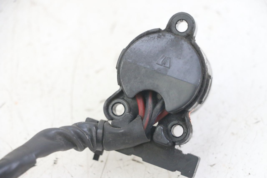 photo de INTERRUPTOR DE IGNIÇÃO HONDA FORZA ABS 300 (2013 - 2017) - Outro ângulo de visão