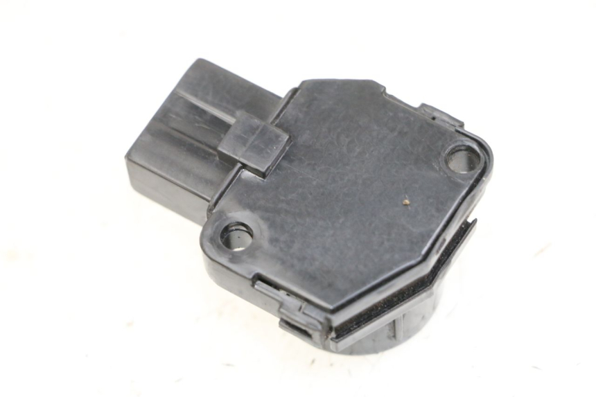 photo de INTERRUPTOR DE IGNIÇÃO HONDA PCX (JF57/JF64) 125 (2014 - 2018) - Detalhe da peça