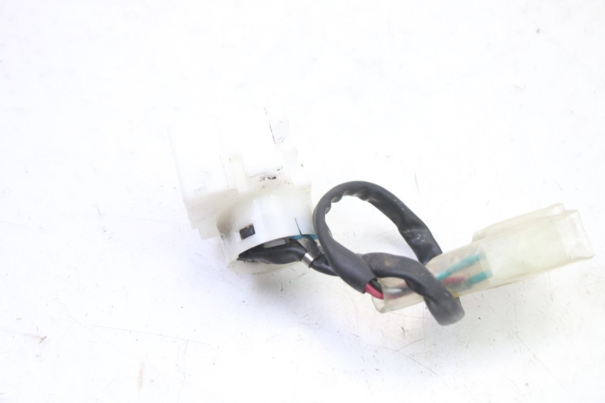 photo de INTERRUPTOR DE IGNIÇÃO SYM JET 14 4T 50 (2018 - 2022) - Zoom do estado de desgaste