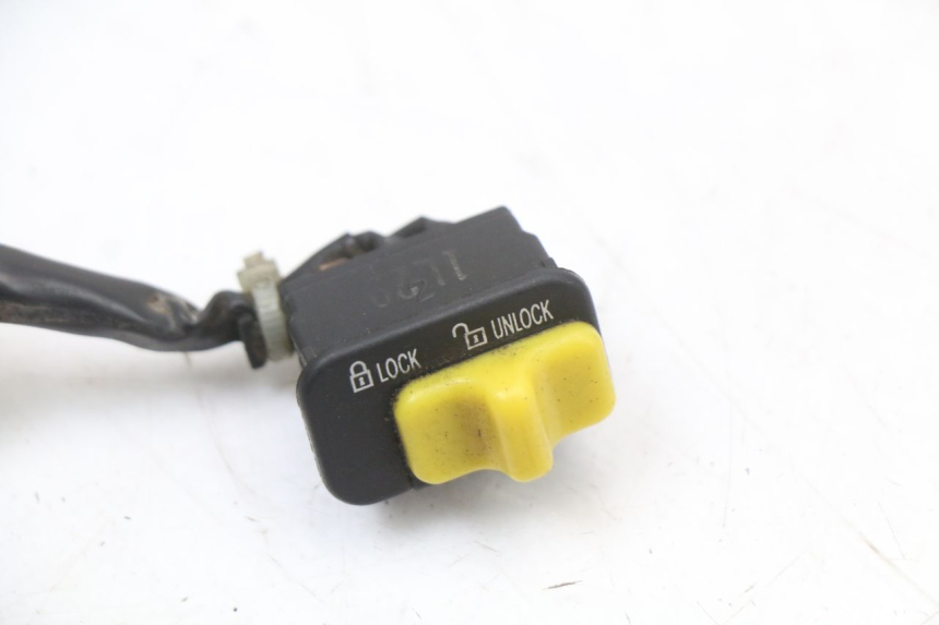 photo de INTERRUPTOR DE IGNIÇÃO SYM JOYRIDE EVO 125 (2009 - 2016) - Detalhe da peça