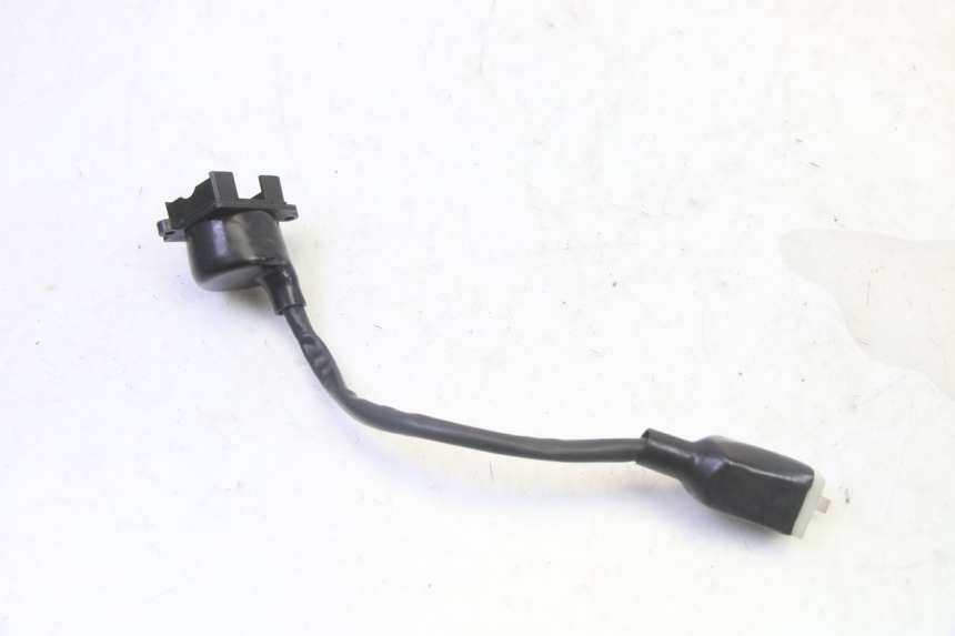 photo de INTERRUPTOR DE IGNIÇÃO PEUGEOT KISBEE 2T 50 (2010 - 2017) - Zoom do estado de desgaste