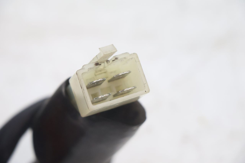 photo de INTERRUPTOR DE IGNIÇÃO PEUGEOT KISBEE 2T 50 (2010 - 2017) - Outro ângulo de visão