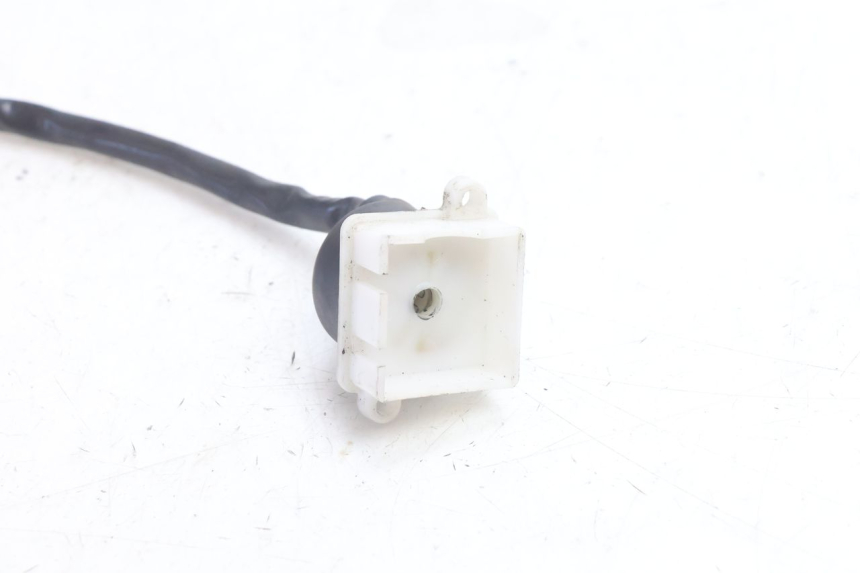 photo de INTERRUPTOR DE IGNIÇÃO PEUGEOT KISBEE 2T 50 (2010 - 2017) - Detalhe da peça
