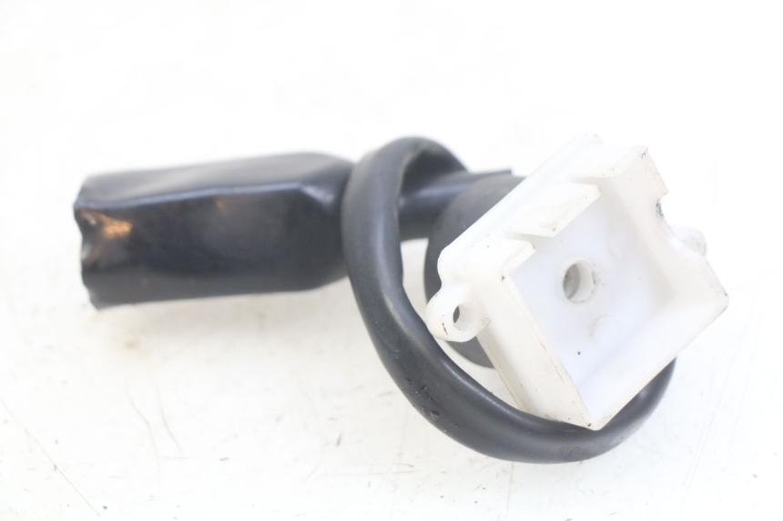 photo de INTERRUPTOR DE IGNIÇÃO PEUGEOT KISBEE 4T 50 (2018 - 2022) - Vista principal