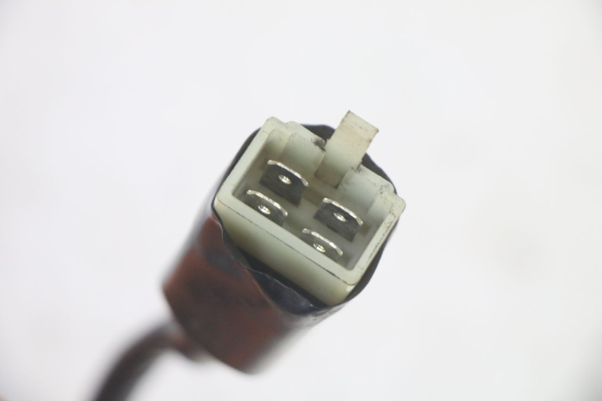 photo de INTERRUPTOR DE IGNIÇÃO PEUGEOT KISBEE 4T 50 (2010 - 2017) - Outro ângulo de visão