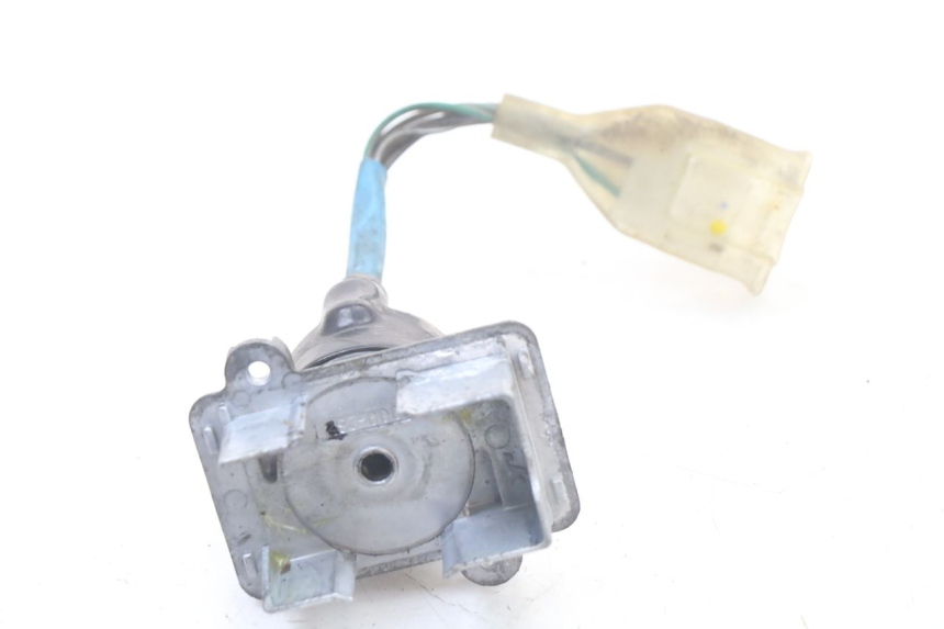 photo de INTERRUPTOR DE IGNIÇÃO KYMCO DINK 4T 50 (2007 - 2018) - Zoom do estado de desgaste