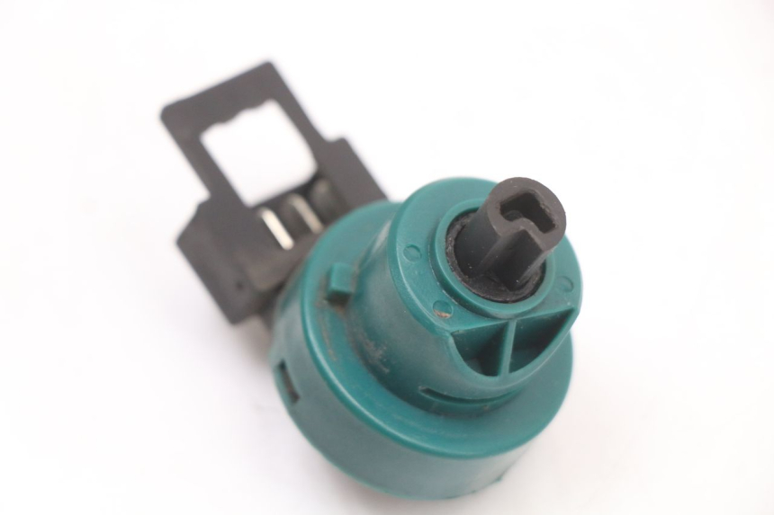 photo de INTERRUPTOR DE IGNIÇÃO PIAGGIO LIBERTY 4T 50 (2018 - 2021) - Detalhe da peça