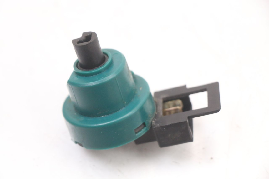 photo de INTERRUPTOR DE IGNIÇÃO PIAGGIO LIBERTY 4T 50 (2004 - 2008) - Detalhe da peça