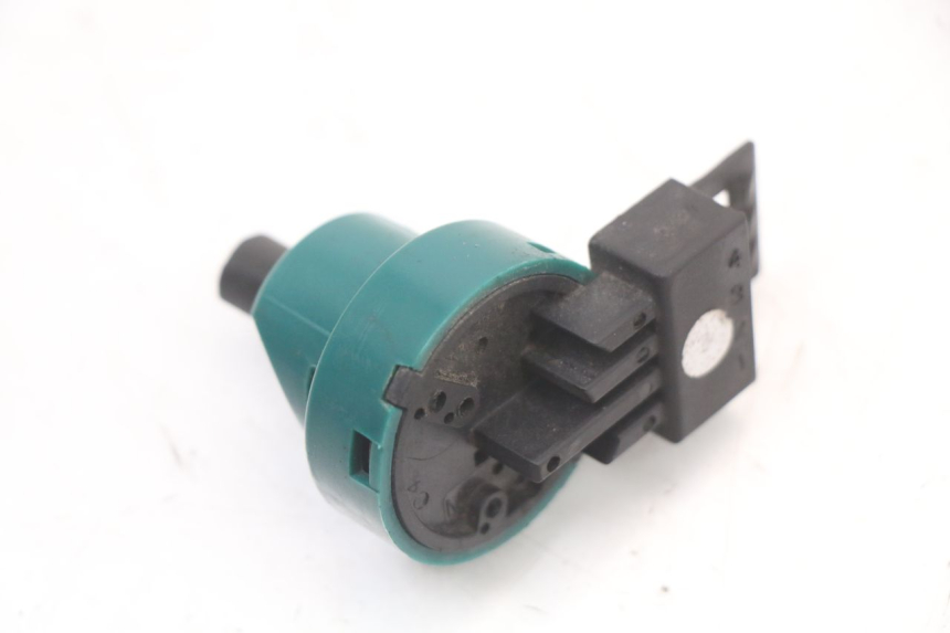 photo de INTERRUPTOR DE IGNIÇÃO PIAGGIO LIBERTY 4T 50 (2004 - 2008) - Zoom do estado de desgaste