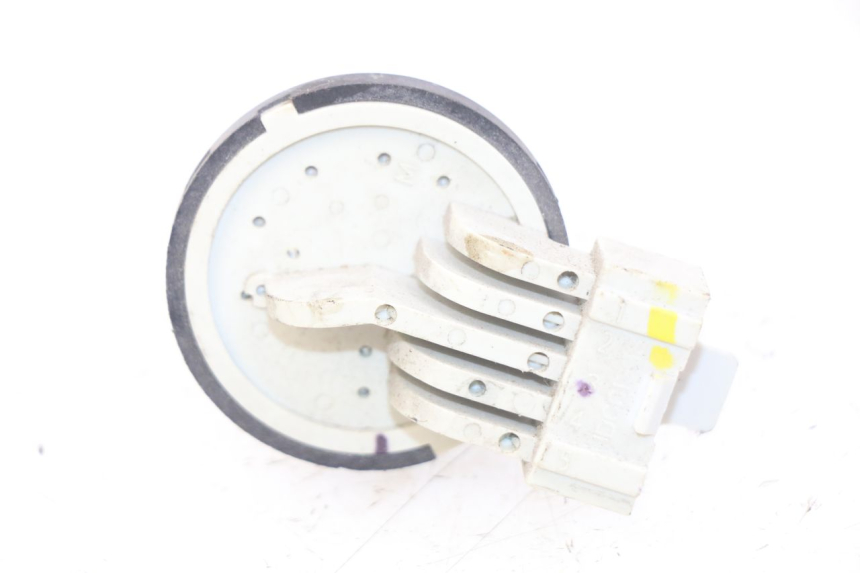 photo de INTERRUPTOR DE IGNIÇÃO PIAGGIO LIBERTY IGET 4T 50 (2015 - 2020) - Zoom do estado de desgaste