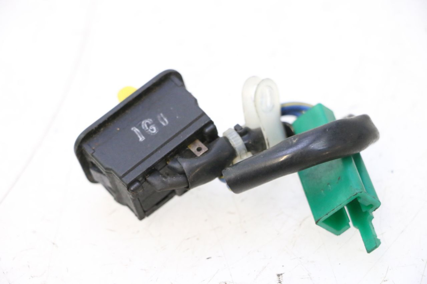 photo de INTERRUPTOR DE IGNIÇÃO SYM MIO 50 (2005 - 2010) - Outro ângulo de visão
