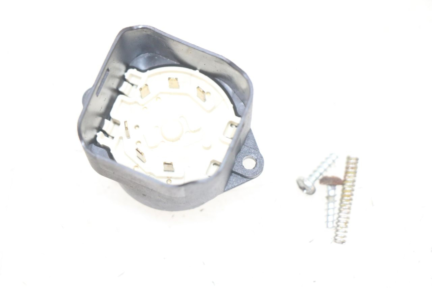 photo de INTERRUPTOR DE IGNIÇÃO PIAGGIO MP3 LT 400 (2007 - 2012) - Zoom do estado de desgaste