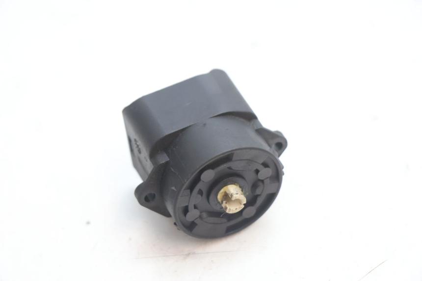 photo de INTERRUPTOR DE IGNIÇÃO PIAGGIO MP3 LT 300 (2010 - 2016) - Zoom do estado de desgaste