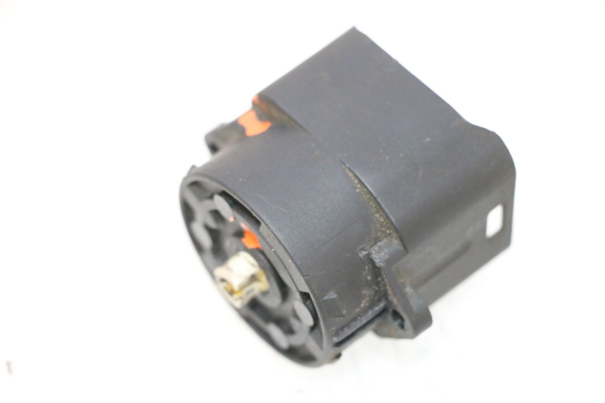 photo de INTERRUPTOR DE IGNIÇÃO PIAGGIO MP3 RL 250 (2006 - 2010) - Vista principal