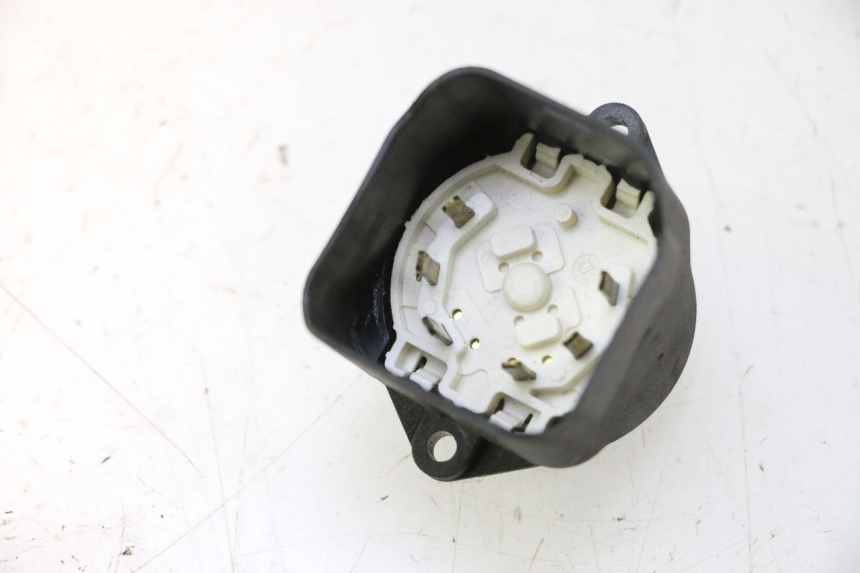 photo de INTERRUPTOR DE IGNIÇÃO PIAGGIO MP3 500 (2011 - 2015) - Outro ângulo de visão