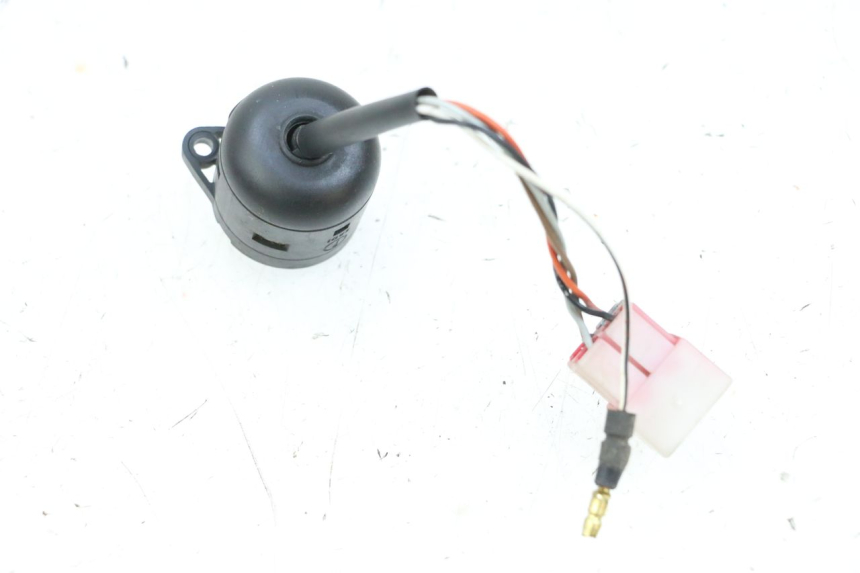 photo de INTERRUPTOR DE IGNIÇÃO YAMAHA NEO'S NEOS 2T 50 (1998 - 2007) - Detalhe da peça