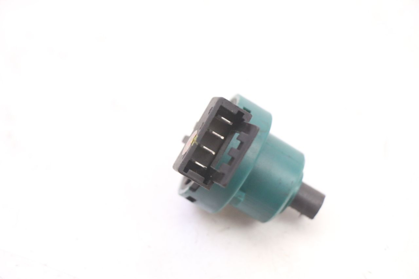 photo de INTERRUPTOR DE IGNIÇÃO PIAGGIO NRG POWER PUREJET 50 (2018 - 2021) - Ampliação técnica