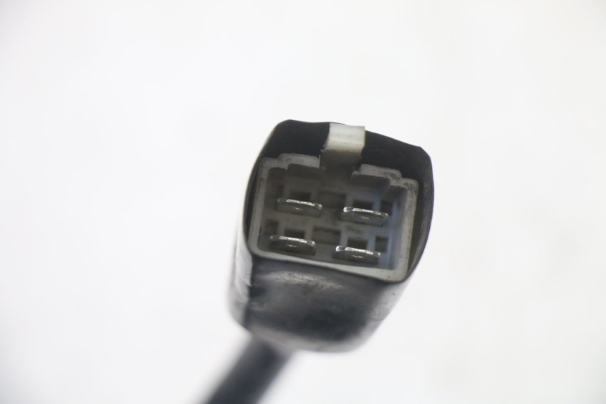 photo de INTERRUPTOR DE IGNIÇÃO PEUGEOT KISBEE 4T 50 (2018 - 2022) - Zoom do estado de desgaste