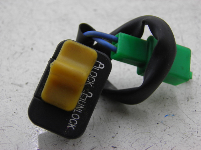 photo de INTERRUPTOR DE IGNIÇÃO PEUGEOT TWEET 4T 50 (2010 - 2014) - Vista principal
