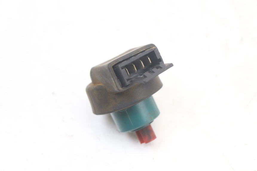 photo de INTERRUPTOR DE IGNIÇÃO PIAGGIO BEVERLY 125 (1998 - 2005) - Outro ângulo de visão