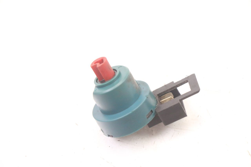 photo de INTERRUPTOR DE IGNIÇÃO PIAGGIO FLY 2T 50 (2004 - 2017) - Detalhe da peça