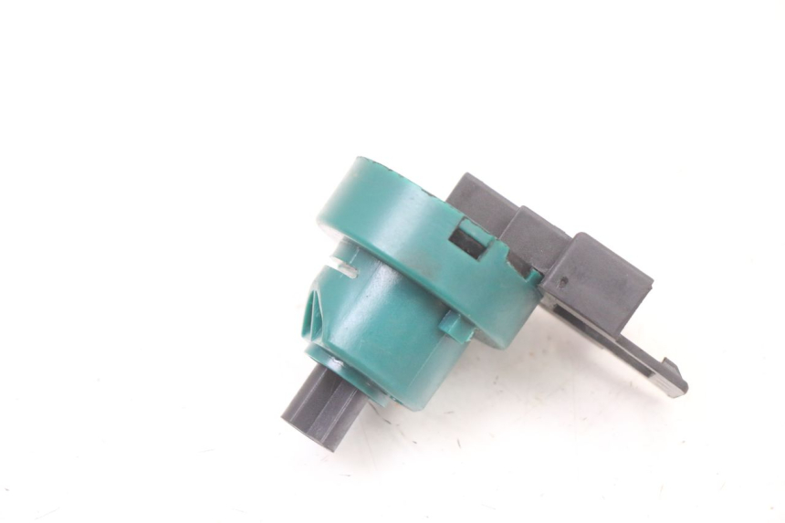 photo de INTERRUPTOR DE IGNIÇÃO PIAGGIO NRG POWER PUREJET 50 (2018 - 2021) - Vista principal