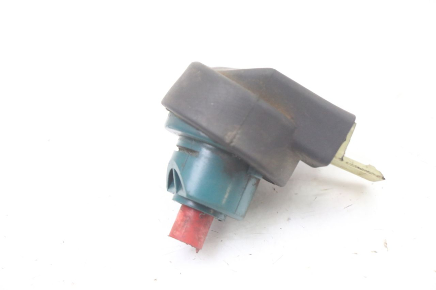 photo de INTERRUPTOR DE IGNIÇÃO PIAGGIO VESPA GRANTURISMO 125 (2003 - 2007) - Detalhe da peça