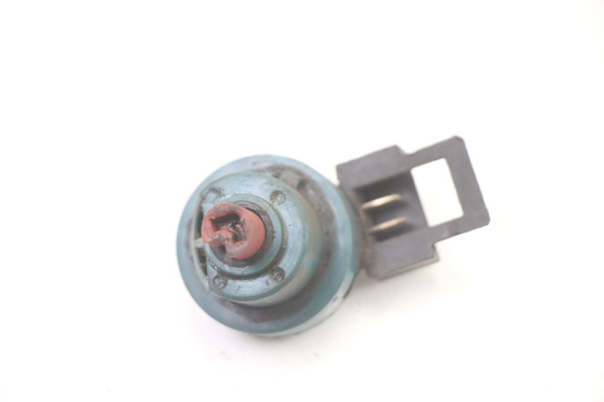 photo de INTERRUPTOR DE IGNIÇÃO PIAGGIO VESPA LX 2T 50 (2005 - 2013) - Zoom do estado de desgaste