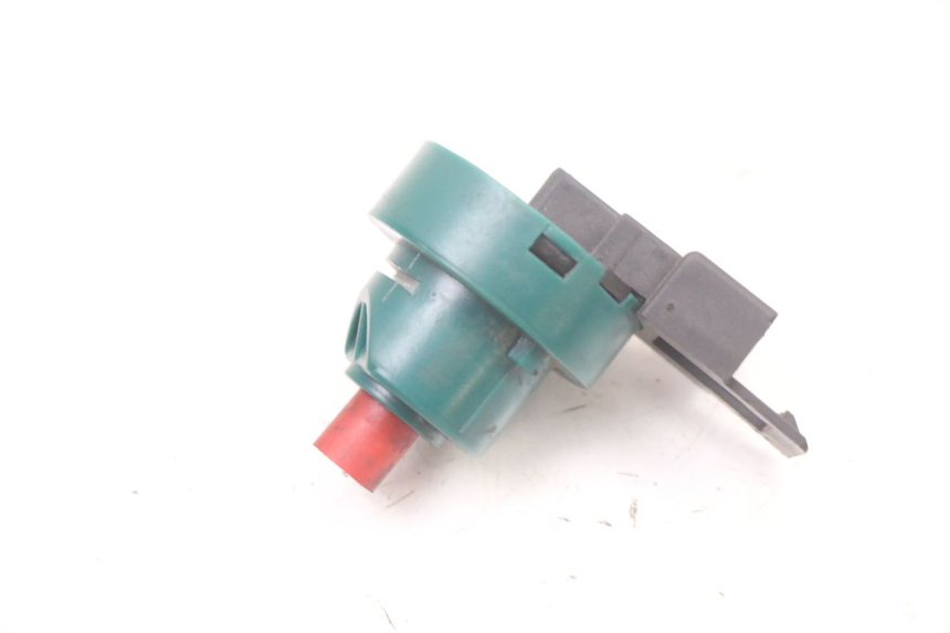 photo de INTERRUPTOR DE IGNIÇÃO PIAGGIO VESPA LX IE 125 (2010 - 2012) - Vista principal
