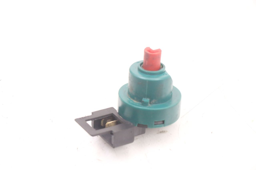 photo de INTERRUPTOR DE IGNIÇÃO PIAGGIO VESPA LX IE 125 (2010 - 2012) - Detalhe da peça