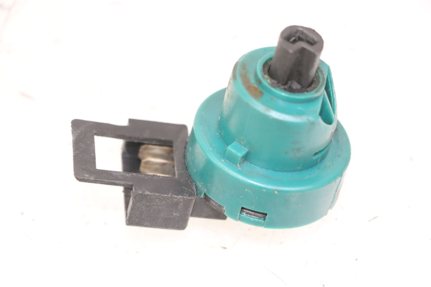 photo de INTERRUPTOR DE IGNIÇÃO PIAGGIO VESPA S 2T 50 (2007 - 2014) - Vista principal