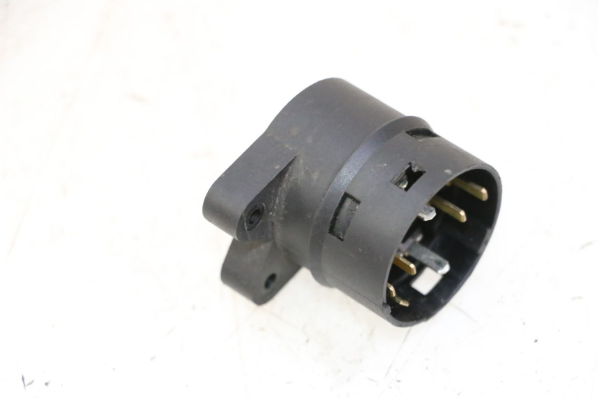 photo de INTERRUPTOR DE IGNIÇÃO PEUGEOT SATELIS 125 (2006 - 2009) - Detalhe da peça