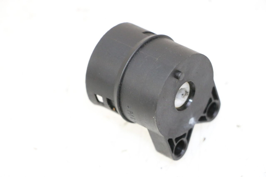 photo de INTERRUPTOR DE IGNIÇÃO PEUGEOT SATELIS 125 (2006 - 2009) - Outro ângulo de visão