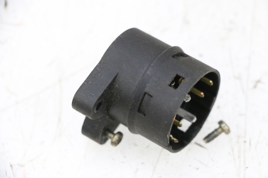 photo de INTERRUPTOR DE IGNIÇÃO PEUGEOT SATELIS 125 (2006 - 2009) - Detalhe da peça