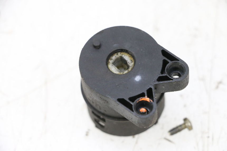 photo de INTERRUPTOR DE IGNIÇÃO PEUGEOT SATELIS 125 (2006 - 2009) - Zoom do estado de desgaste