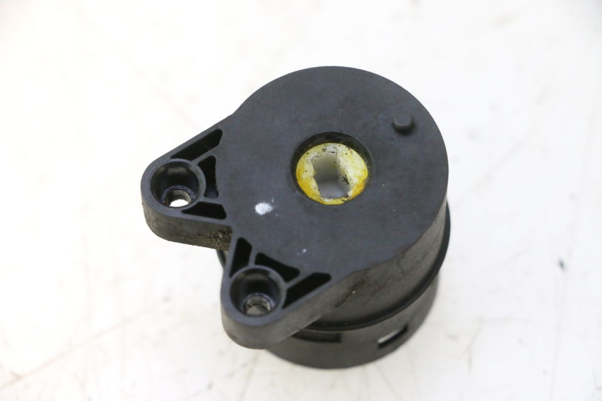photo de INTERRUPTOR DE IGNIÇÃO PEUGEOT SATELIS 125 (2006 - 2009) - Detalhe da peça