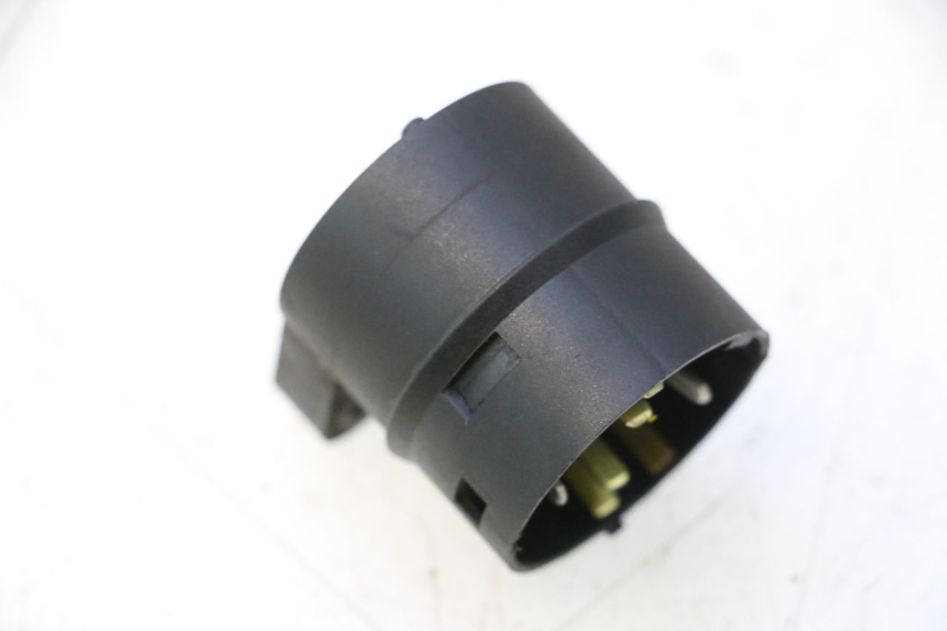 photo de INTERRUPTOR DE IGNIÇÃO PEUGEOT SATELIS 125 (2006 - 2009) - Zoom do estado de desgaste