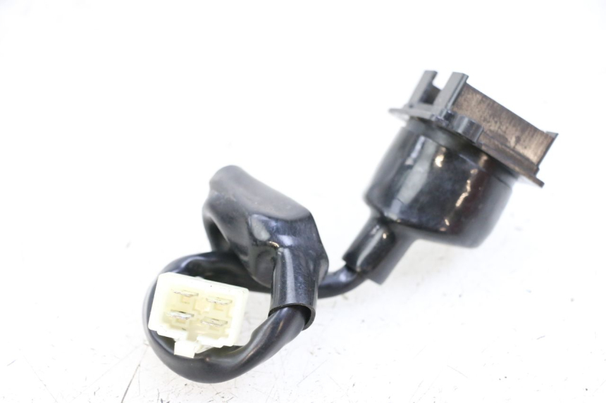 photo de INTERRUPTOR DE IGNIÇÃO PEUGEOT SPEEDFIGHT 4 2T 50 (2015 - 2019) - Zoom do estado de desgaste