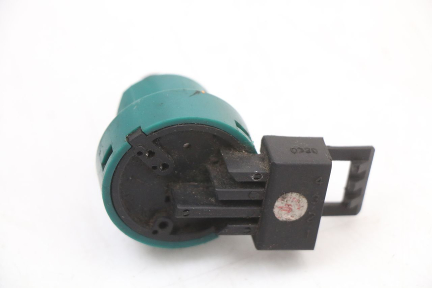 photo de INTERRUPTOR DE IGNIÇÃO APRILIA SR 2T 50 (2018 - 2022) - Outro ângulo de visão