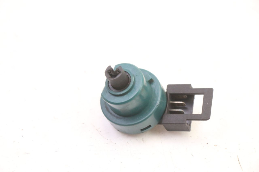 photo de INTERRUPTOR DE IGNIÇÃO PIAGGIO SUPER LX 125 (2000 - 2003) - Detalhe da peça
