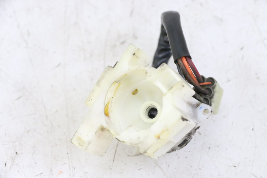 photo de INTERRUPTOR DE IGNIÇÃO SUZUKI BURGMAN 125 (2015 - 2017) - Vista principal