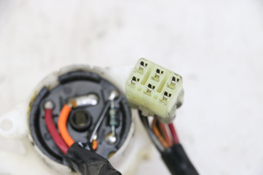 photo de INTERRUPTOR DE IGNIÇÃO SUZUKI BURGMAN 125 (2015 - 2017) - Outro ângulo de visão