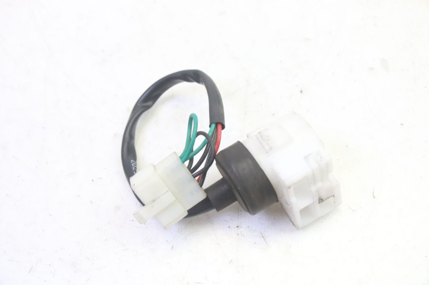 photo de INTERRUPTOR DE IGNIÇÃO PEUGEOT TWEET PRO EFI 4T 50 (2021 - 2022) - Outro ângulo de visão