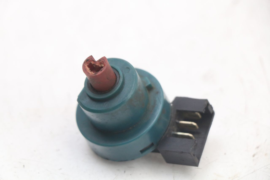 photo de INTERRUPTOR DE IGNIÇÃO PIAGGIO TYPHOON 50 (2000 - 2009) - Detalhe da peça