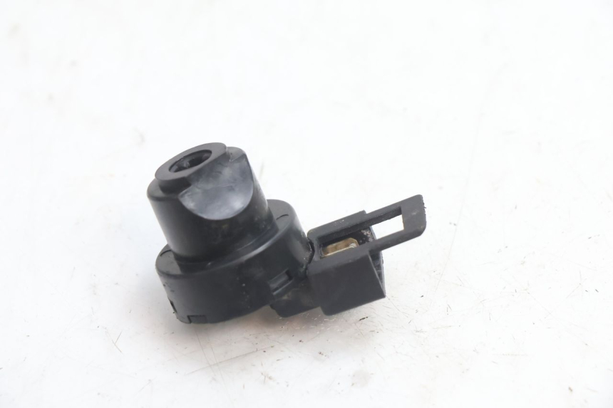 photo de INTERRUPTOR DE IGNIÇÃO PIAGGIO TYPHOON 50 (2000 - 2009) - Detalhe da peça