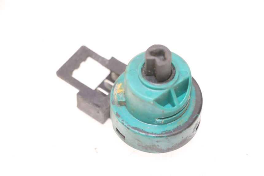 photo de INTERRUPTOR DE IGNIÇÃO PIAGGIO VESPA LX 2T 50 (2005 - 2013) - Vista principal